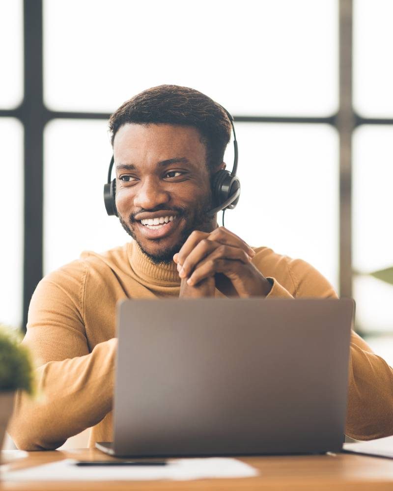 Man working in a call center