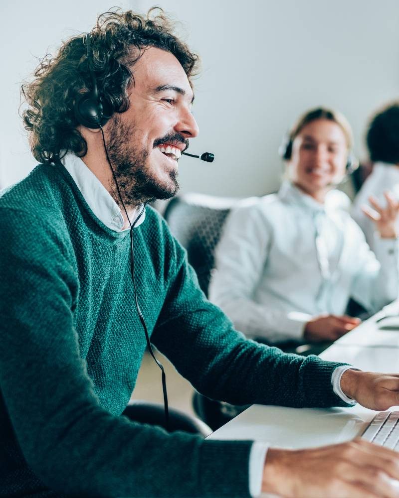 Florida Call Center Employee